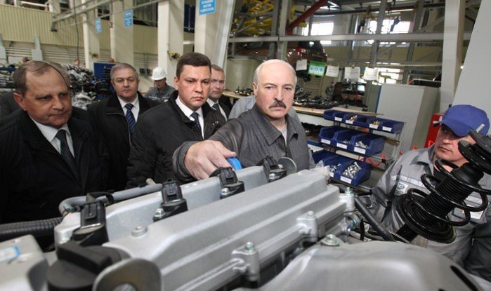 Президент поставил задачу создавать на базе "БелДжи" качественные белорусско-китайские авто